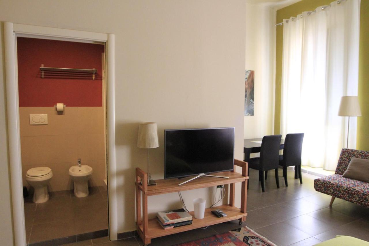 B&B Metropolis Livorno Bagian luar foto